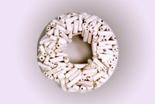 Sola Log Wreath White