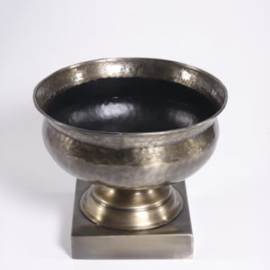 Planter P0109